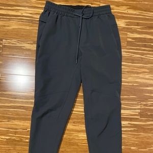 Lululemon license to train pant